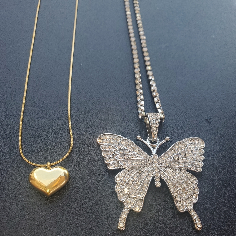 Beautiful choker necklace